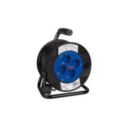 ENROLLACABLES 15 m 3 G 1,50 mm² 4… · EL3-20020 | HogarLider