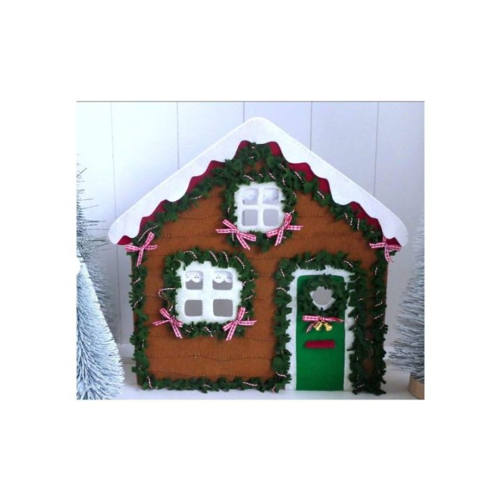 CASA NAVIDEÑA DE FIELTRO 22 cm | HogarLider