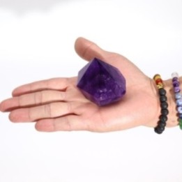 Piedras en Punta de amatista de… · AW-MinSP-21A | HogarLider