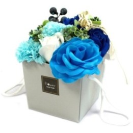Bouquet Flores Jabón-Rosas Azules y clavel | HogarLider