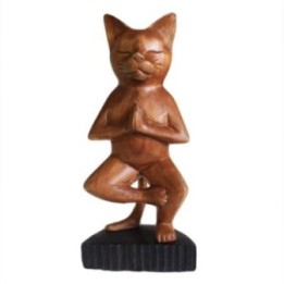 Gato de yoga tallado a mano - Una Pierna | HogarLider