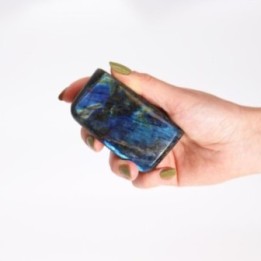 Piedras Medianas de Labradorita de… · AW-LBS-06 | HogarLider