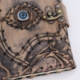 Cuaderno Marrón Ojo Maligno | HogarLider