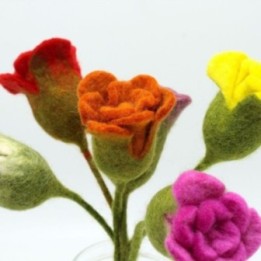 Flores de fieltro - Rosas (colores… · AW-FFow-01 | HogarLider