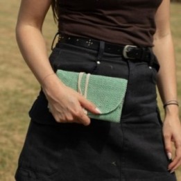 Bolsa de cáñamo para teléfono (surtida) | HogarLider