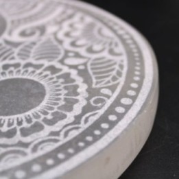 Placa de Carga Grande 18cm - Feng Shui | HogarLider
