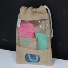 Bolsa de yute con ventana 25x16cm y bolsillo | HogarLider