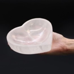 Cuenco de corazón de selenita - 15cm | HogarLider