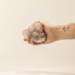 Geodas de amatista surtidas… · AW-CGeo-11 | HogarLider